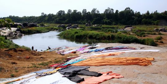 Trocknende Wäsche Indien Bild