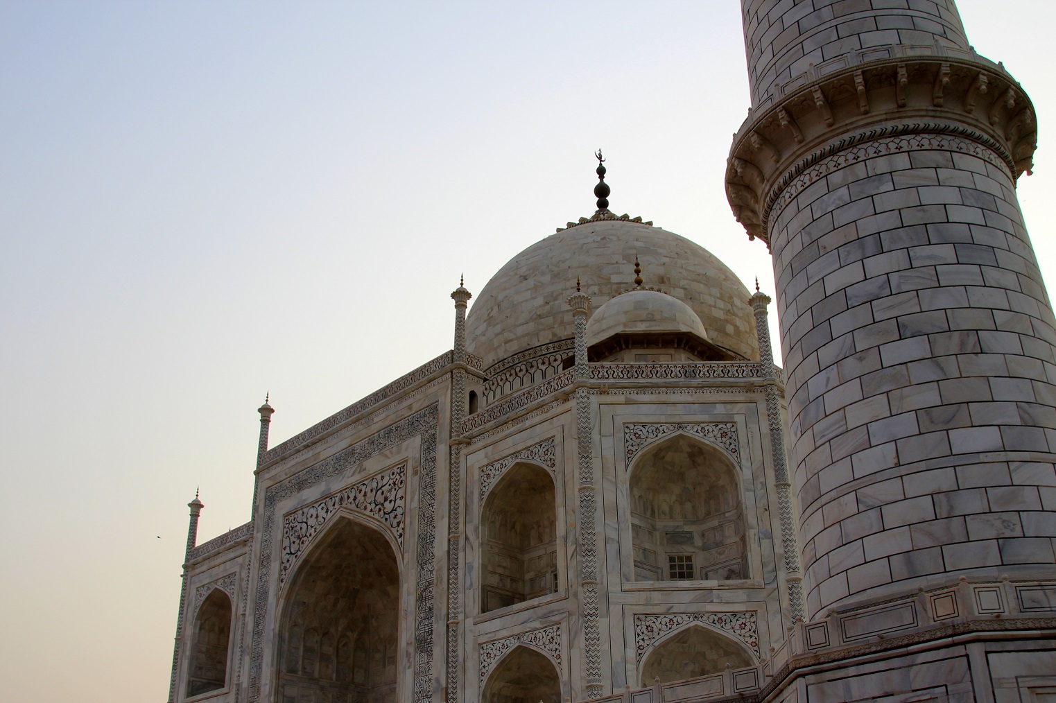 Sonnenaufgang am Taj Mahal Indien Bild